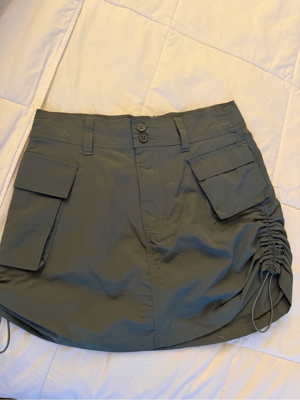 Women’s Cargo Skirt in Olive Green